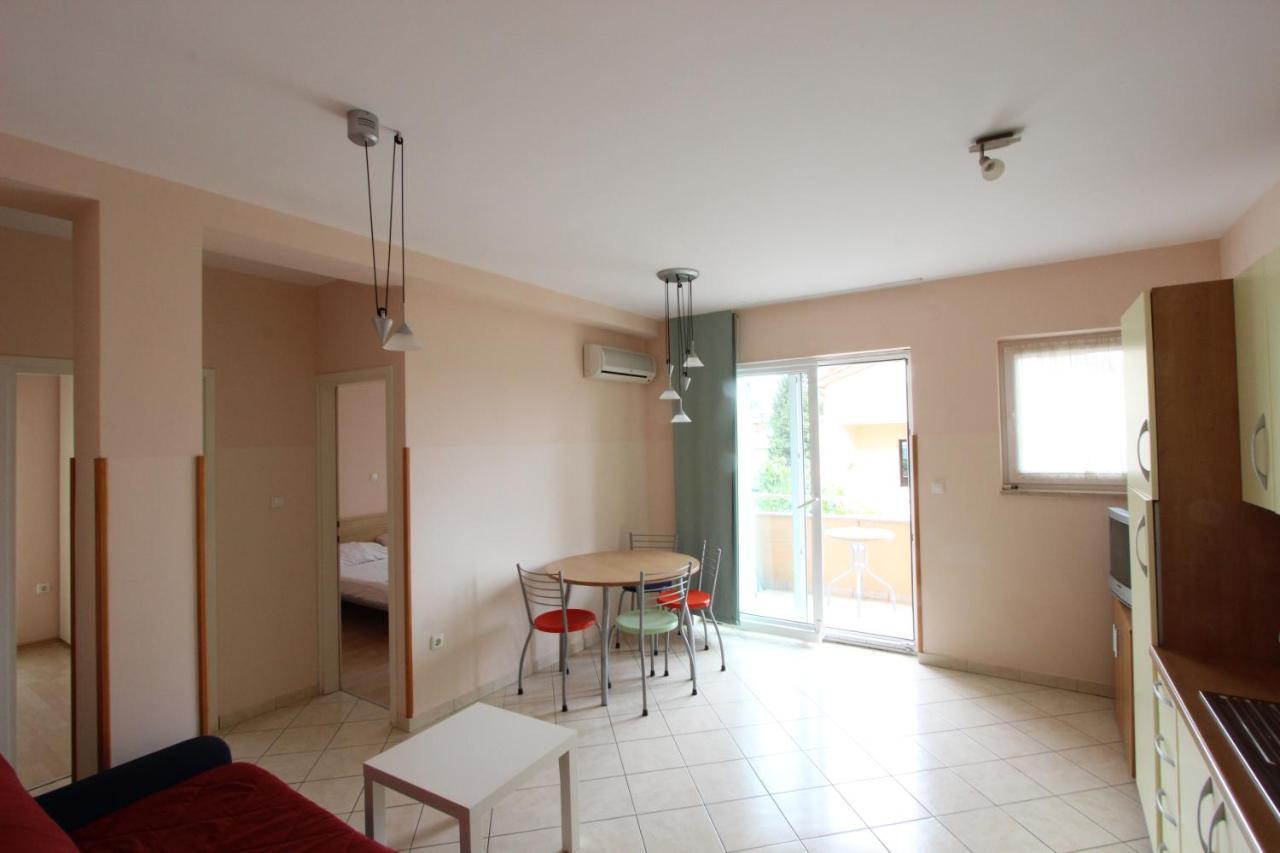 Apartments Miriam Premantura Εξωτερικό φωτογραφία