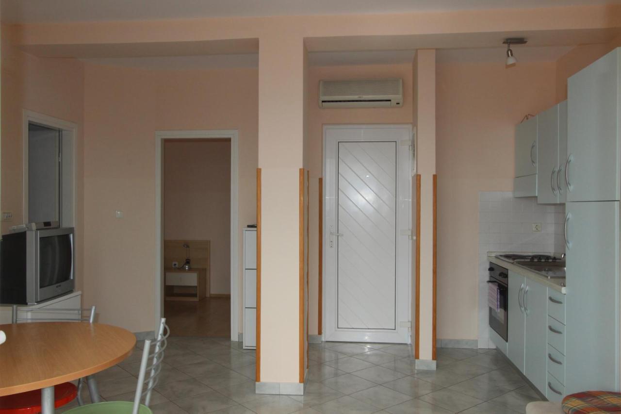 Apartments Miriam Premantura Εξωτερικό φωτογραφία