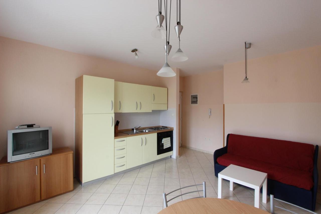 Apartments Miriam Premantura Εξωτερικό φωτογραφία