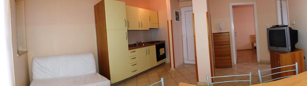 Apartments Miriam Premantura Εξωτερικό φωτογραφία