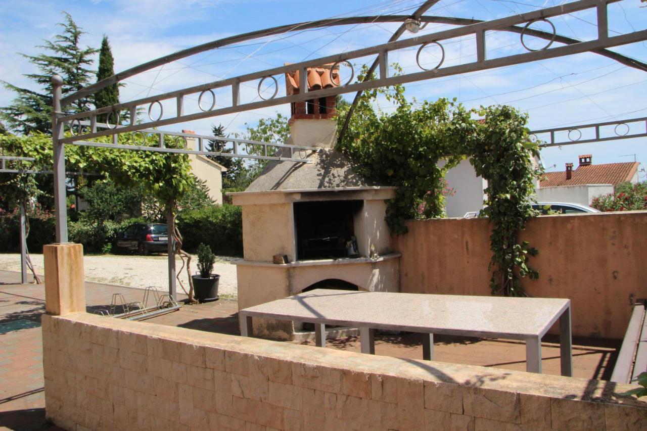 Apartments Miriam Premantura Εξωτερικό φωτογραφία